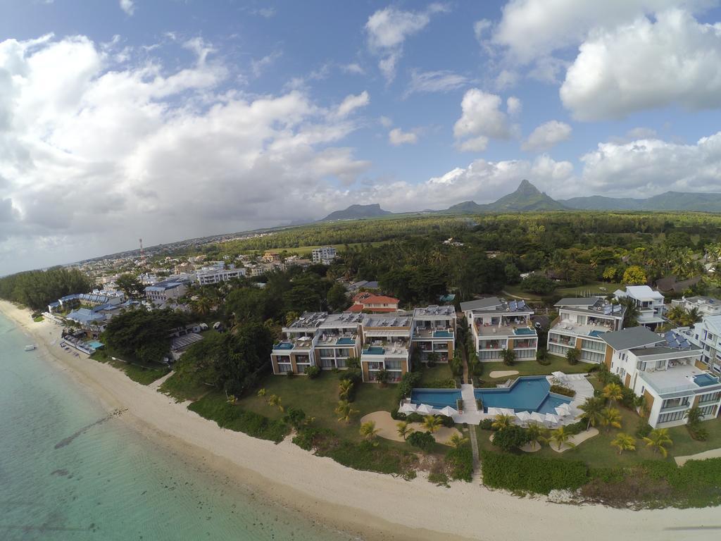 Villasun Seafront Apart At Capouest Flic en Flac Экстерьер фото